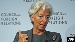 Tổng Giám Đốc IMF Christine Lagarde nói rằng nếu các nền kinh tế tiên tiến lại rơi vào suy thoái thì các thị trường mới nổi cũng sẽ bị kéo theo