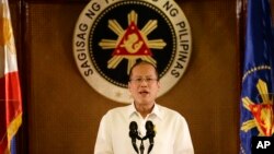 Tổng thốnng Benigno Aquino tuyên bố Philippines sẽ nhất quyết bảo vệ quyền chủ quyền của mình.