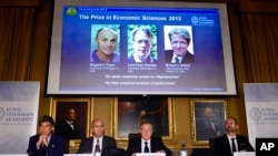 Ba người Mỹ đoạt giải Nobel kinh tế 2013 Eugene Fama, Lars Peter Hansen và Robert Shiller.