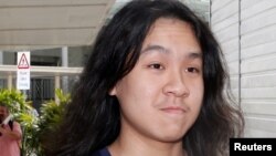 Blogger Amos Yee.