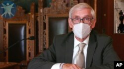 Thống đốc Wisconsin Tony Evers, ngày 30 tháng 7, 2020