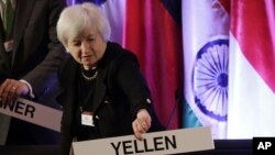 Bà Janel Yellen, 67 tuổi, sẽ lên thay ông Ben Bernanke, người sẽ kết thúc nhiệm kỳ Chủ tịch Fed vào vào ngày 31/1/2014.