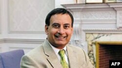 Ông Hussain Haqqani, cựu đại sứ Pakistan tại Hoa Kỳ bị buộc phải từ chức vì vụ văn thư mật