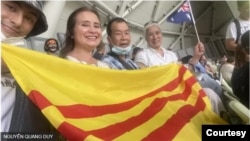 South Vietnam's flag in a soccer game in Australia. (Screenshot from BBC.com/Vietnamese)