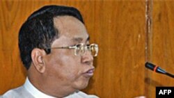 Bộ trưởng Thông tin Miến Điện Kyaw San 