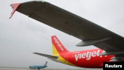 Cục Hàng không VN nói VietJet hiện có 11 phi công Pakistan những hãng phủ nhận.