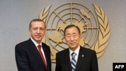 BM Genel Sekreteri Ban Ki Moon BM güvenlik görevlileri ve Başbakanlık korumaları arasında yaşanan tartışmadan dolayı Başbakan Erdoğan’dan özür diledi