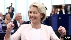 Avrupa Komisyonu Başkanı Ursula von der Leyen, salt çoğunluğu 40 oy aşarak, 284’e karşı 401 oyla yeniden göreve seçildi.