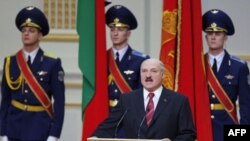 Tổng thống Belarus Alexander Lukashenko tuyên thệ nhậm chức nhiệm kỳ 4 tại Minsk, 21/1/2011