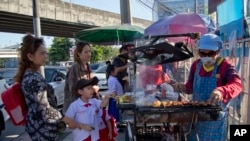 Đường phố Bangkok, Thái Lan.