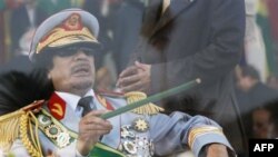 NATO Kaddafi’nin Üssüne Yeni Hava Saldırısı Düzenledi